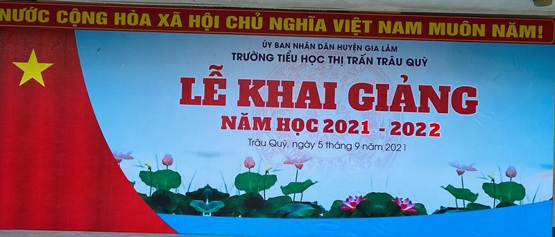 Trường Tiểu học Thị trấn Trâu Quỳ khai giảng năm học mới 2021-2022